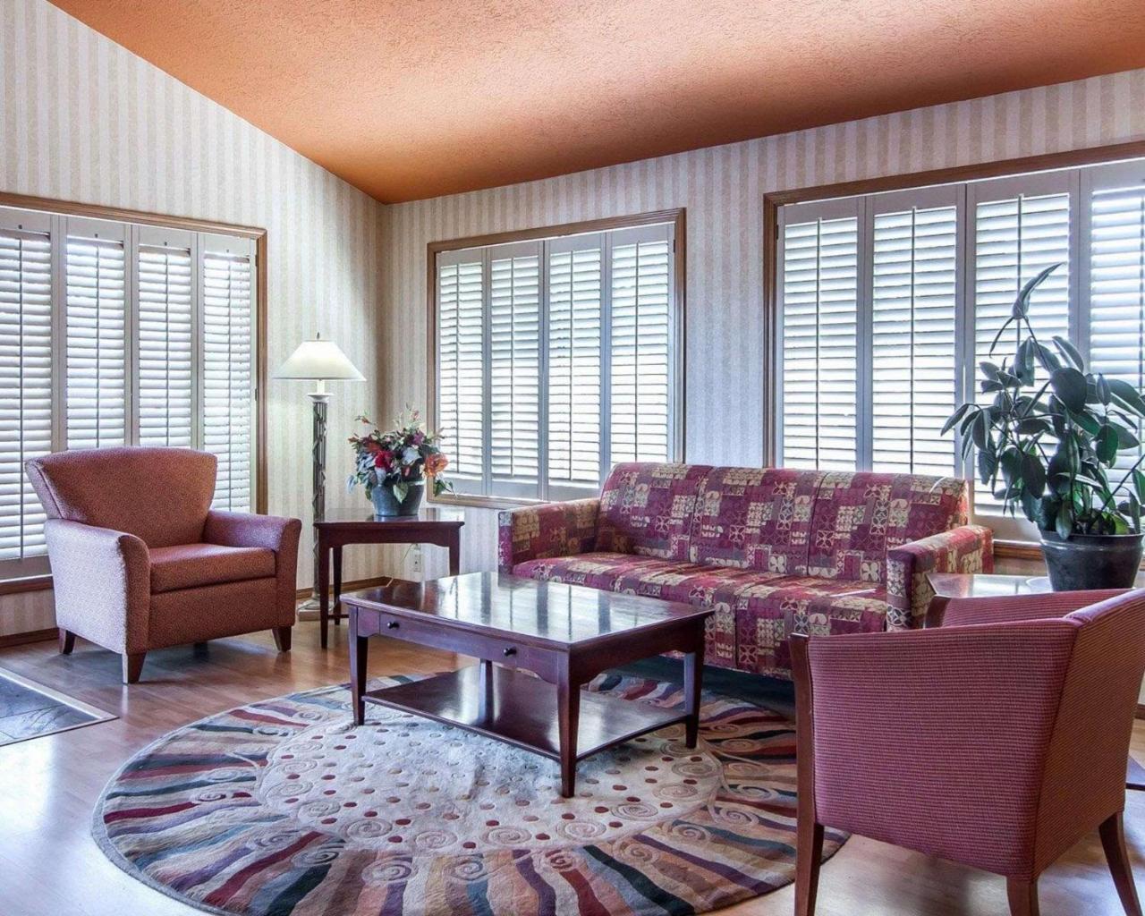 Comfort Inn Conference Center 힐스보로 외부 사진